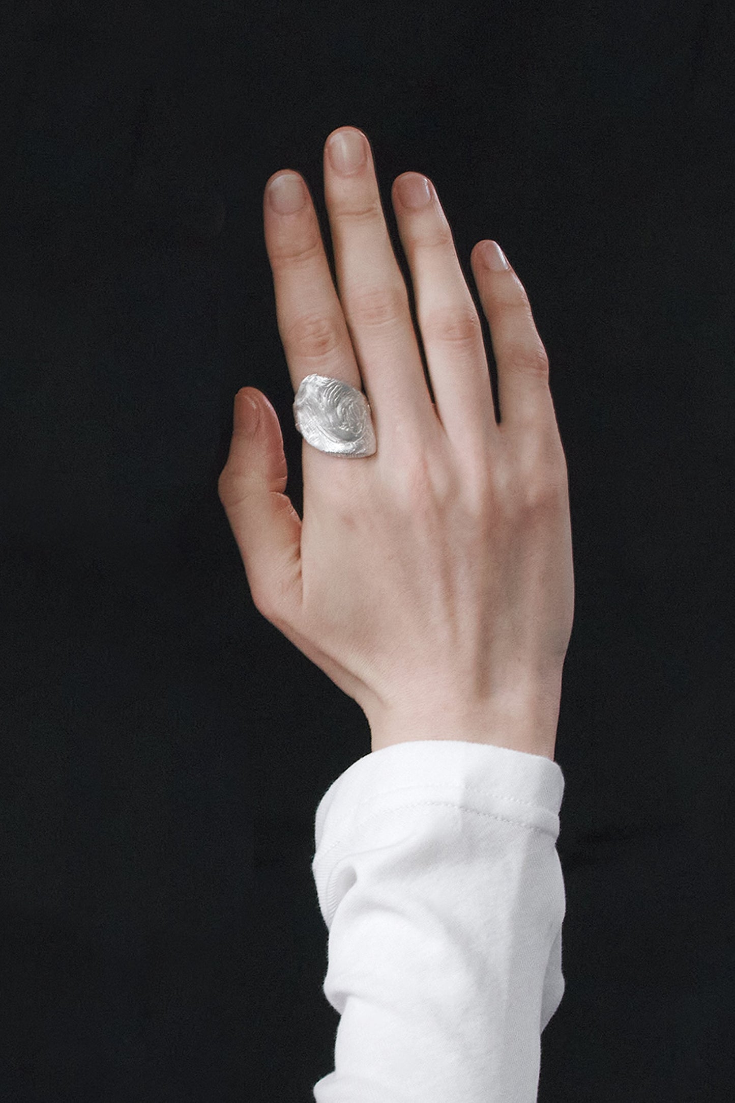 BANGUDAE PETROGLYPH RING