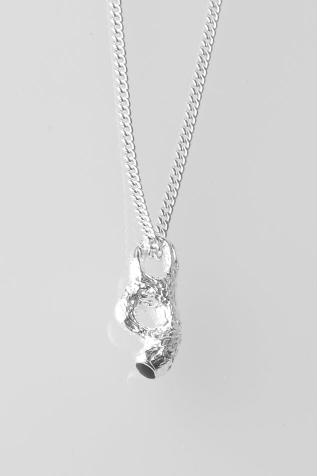 BLACK BILLOW NECKLACE