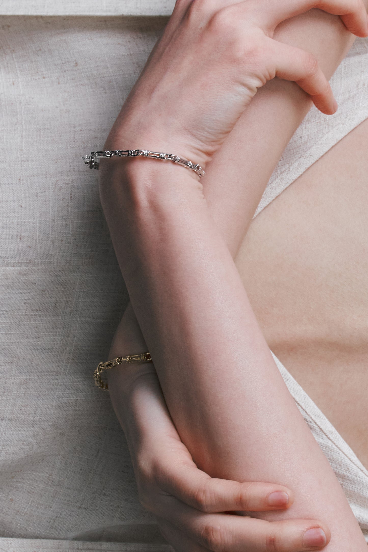 COLUMN BRACELET