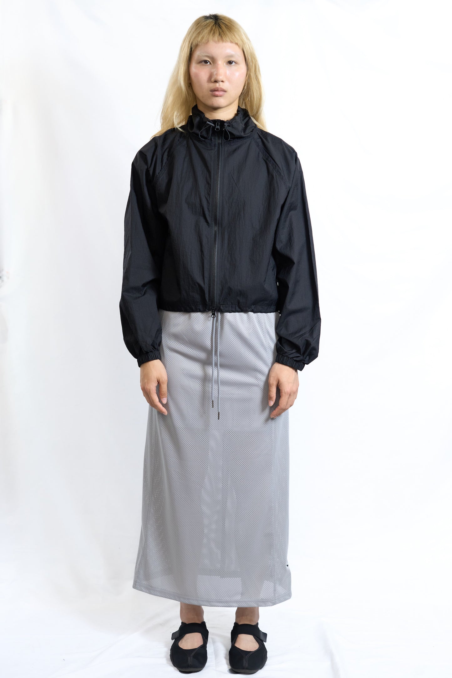 LACE TRIM ZIP-UP WINDBREAKER BLACK