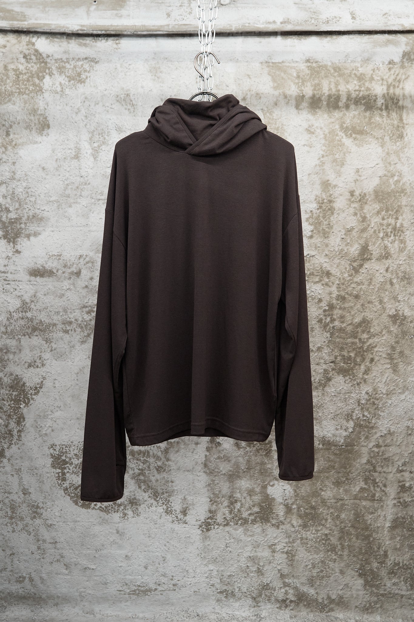 HIGH-NECK HOODED LONG SLEEVE BROWN