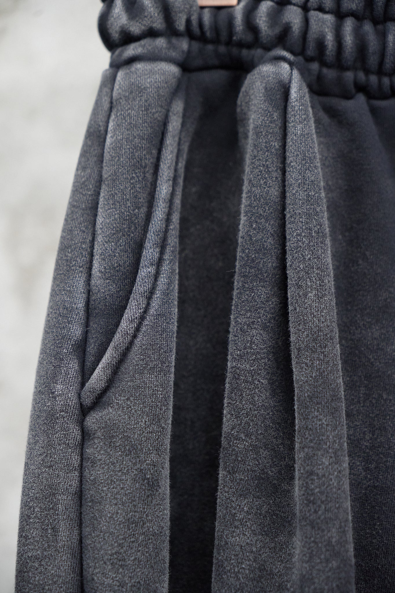 DARK GREY HEAVYWEIGHT COTTON SWEATPANTS