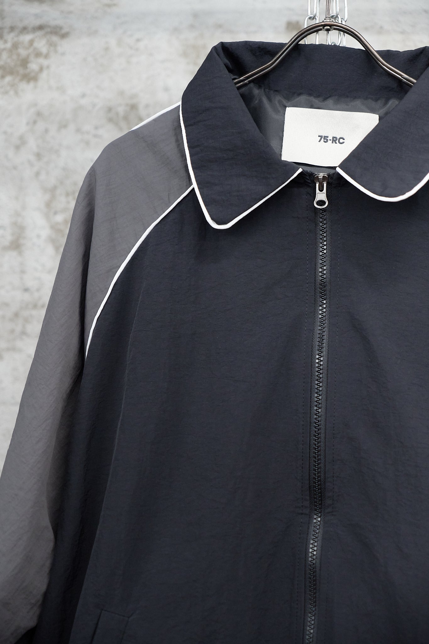 COLOR-BLOCK SPORT JACKET
