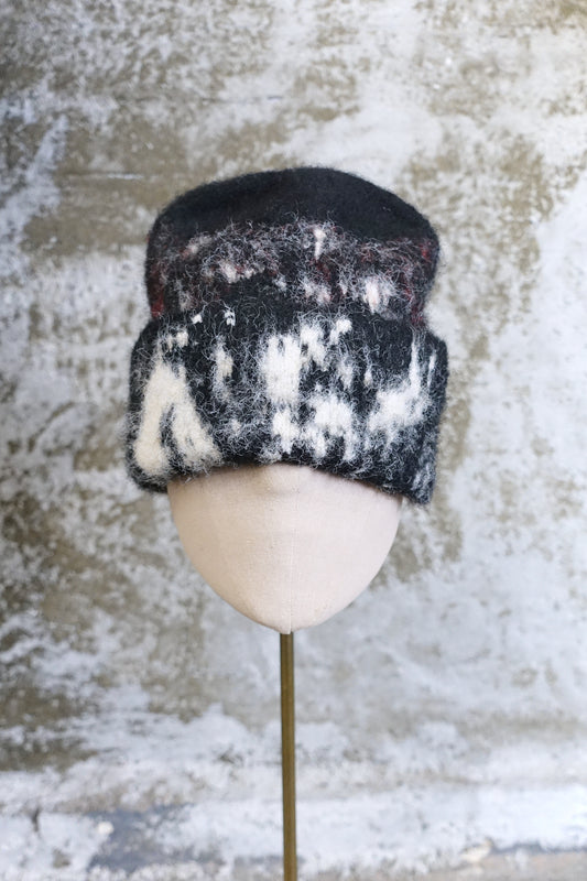 FUZZY PATTERN KNIT BEANIE