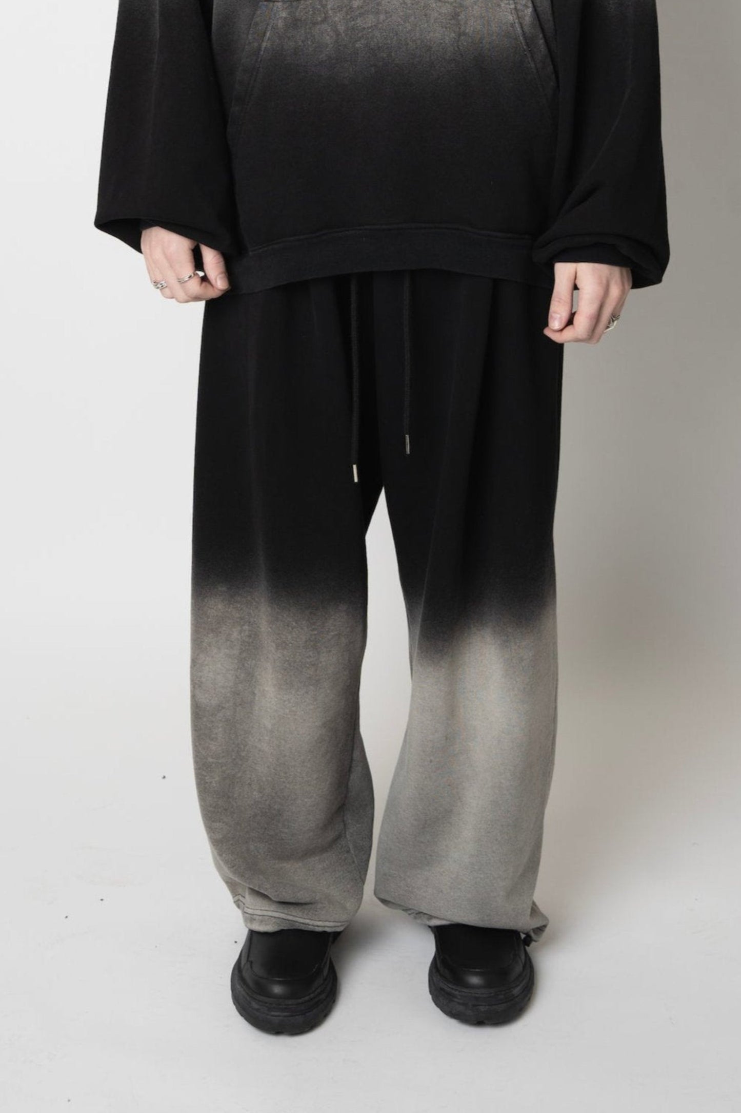 GRADATION DYED SWEAT PANTS