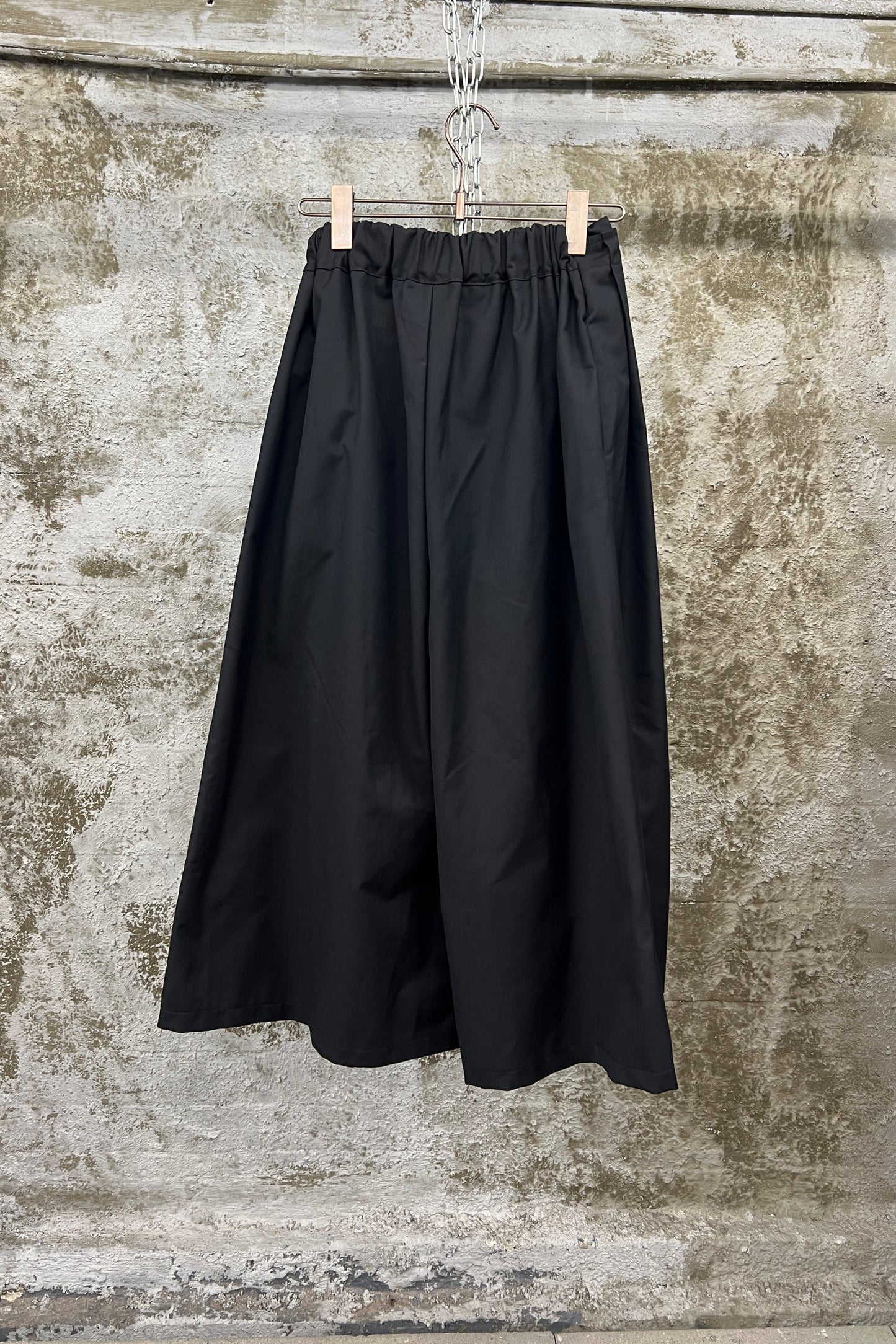 LAYERED WIDE-LEG TROUSERS