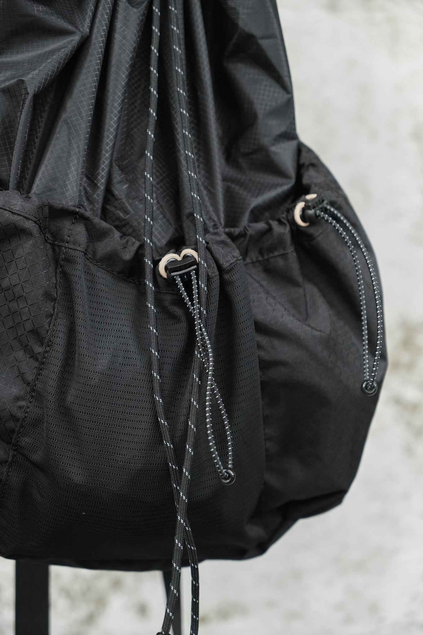 BLACK RIPSTOP DRAWSTRING PACK