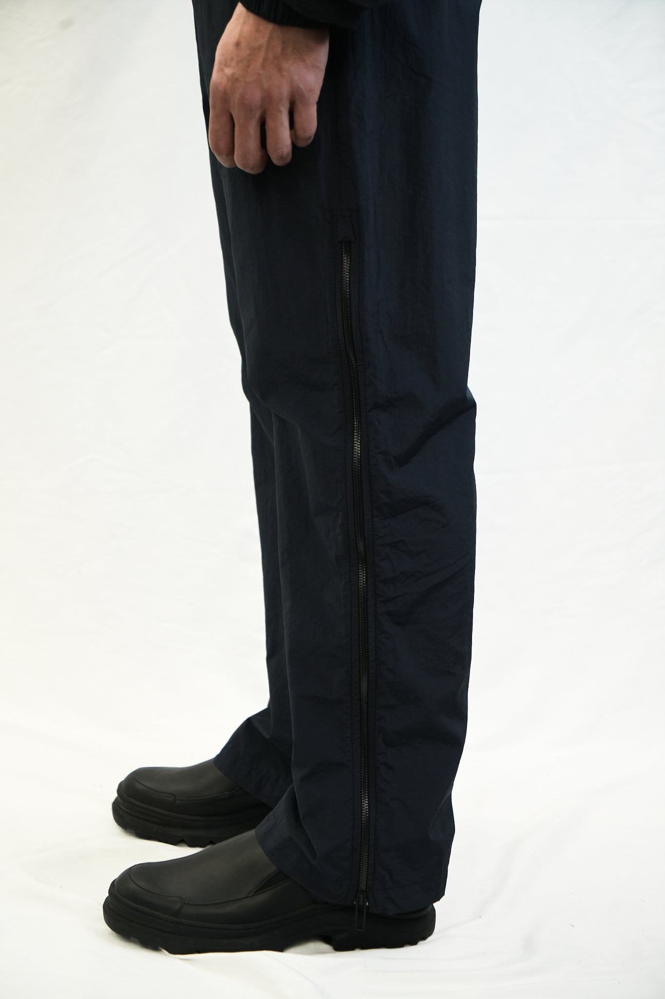 MULTI-LAYER SIDE-ZIP TECHNICAL PANTS DARK BLUE