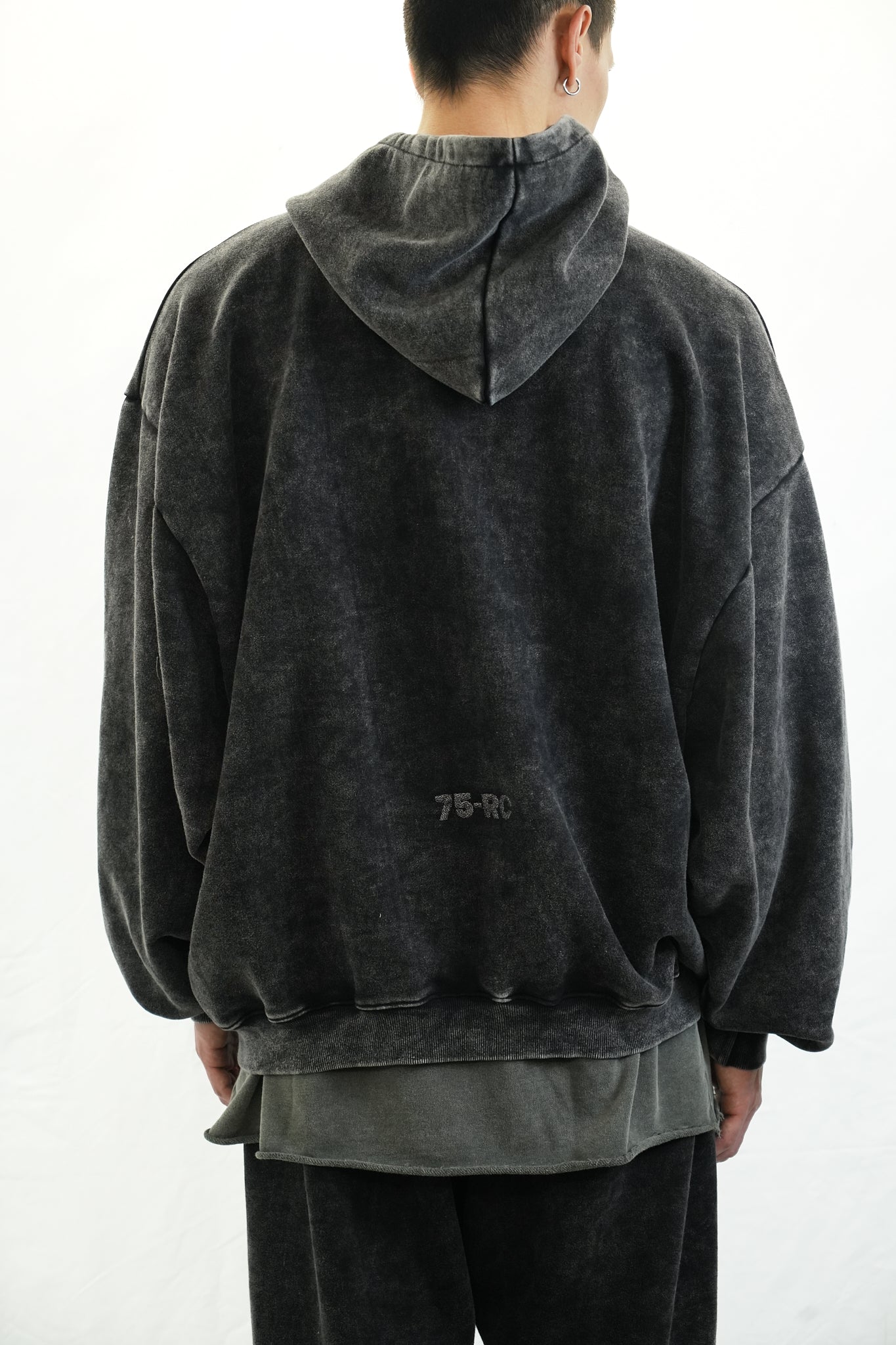 WASHED ZIP-UP HOODED SWEATSHIRT