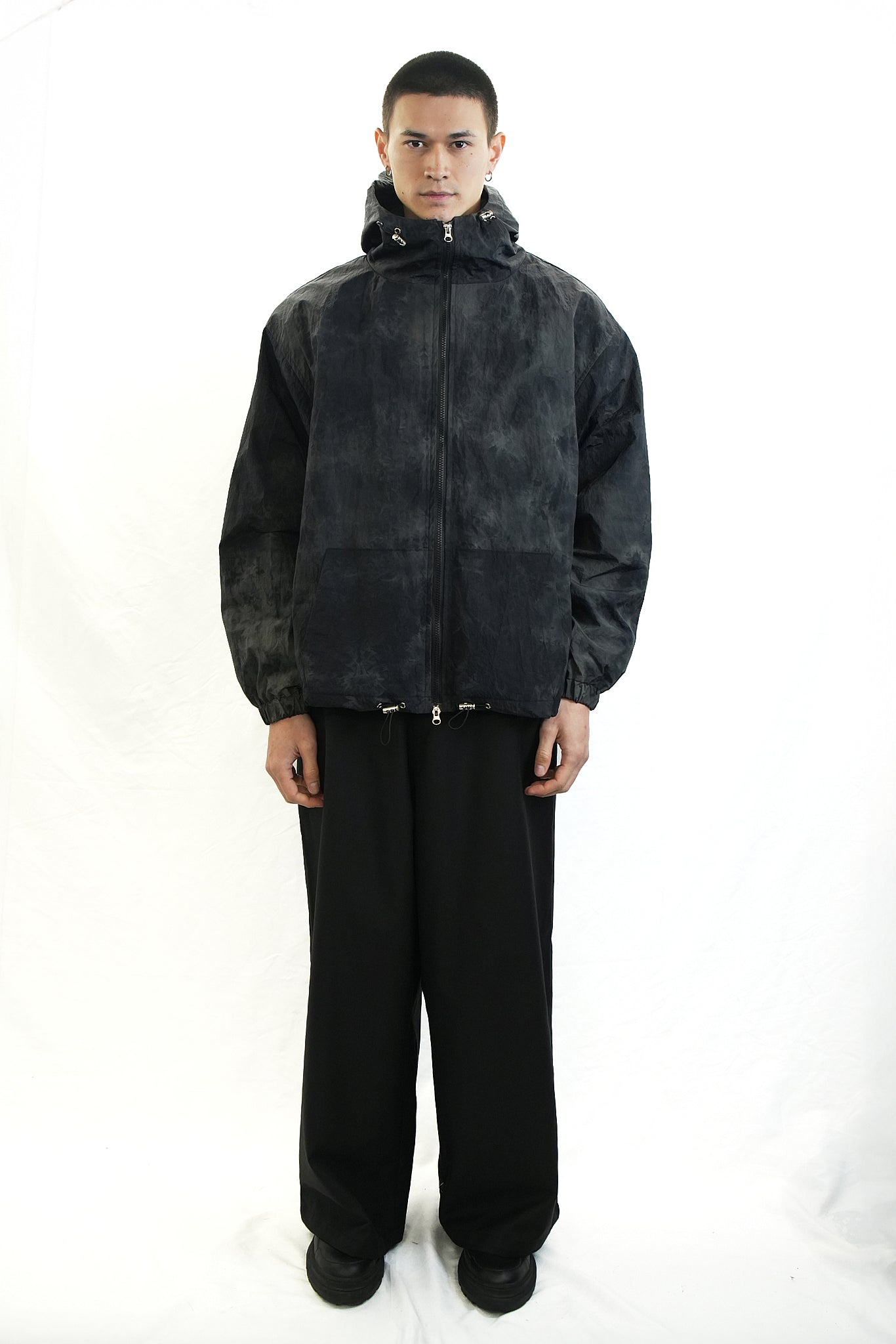 CHARCOAL HAND-DYED HOODED JACKET
