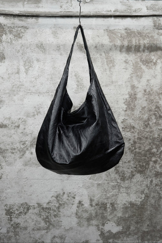 TRIANGLE SHOULDER BAG