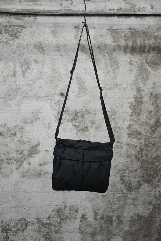 BLACK PADDED CROSSBODY BAG