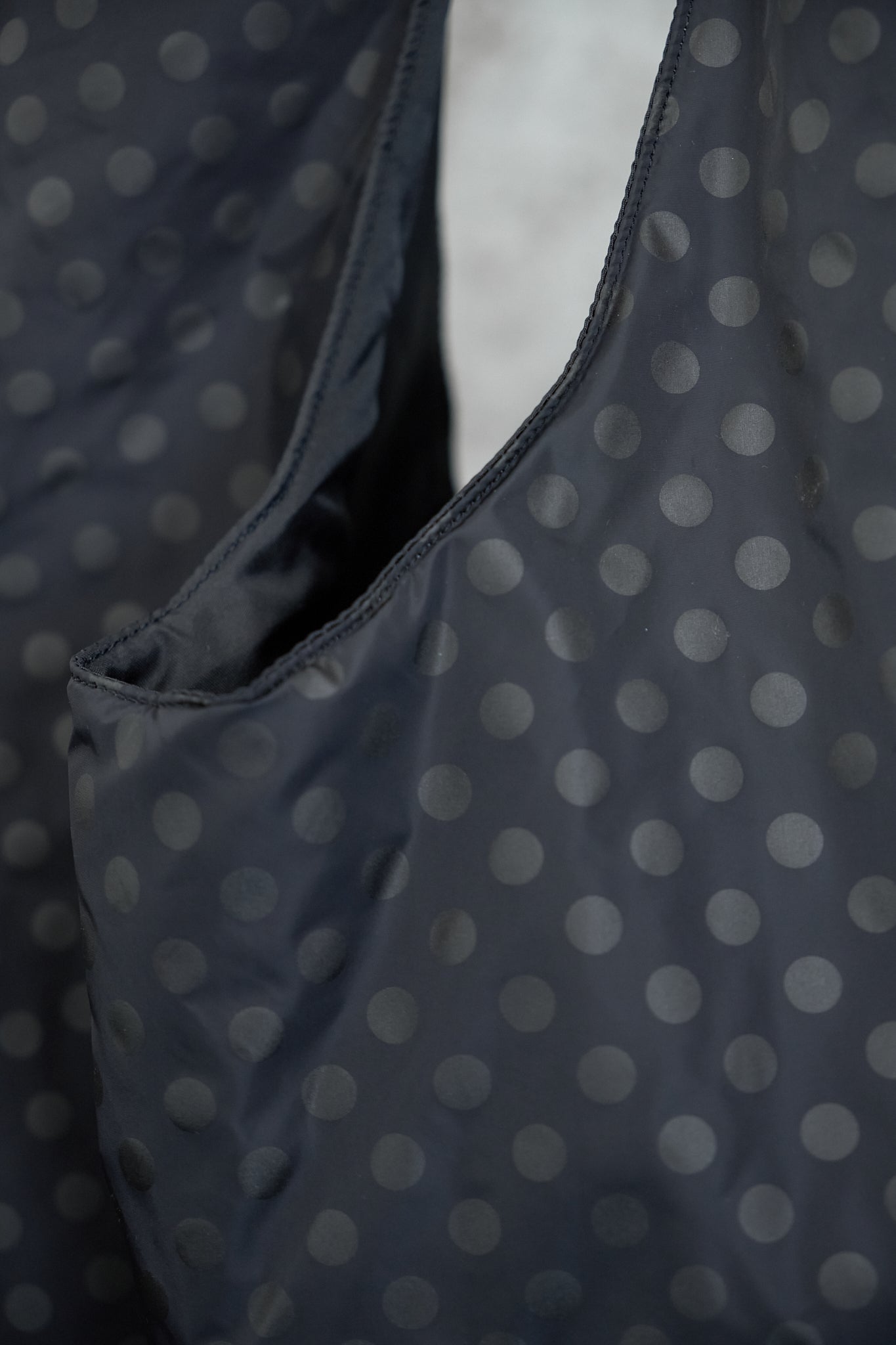 BLACK POLKA DOT TOTE BAG