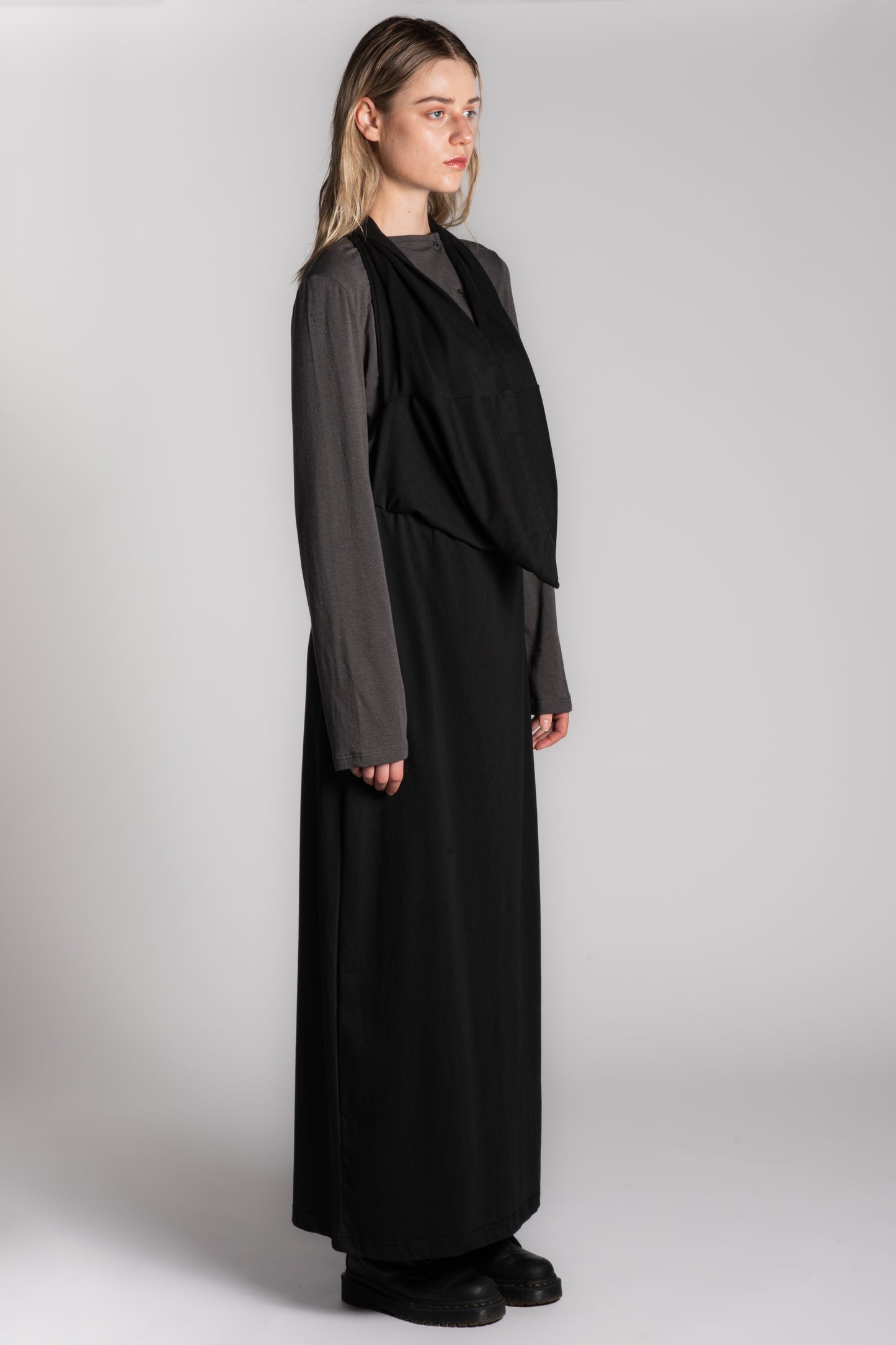 BLACK COTTON SKIRT WITH LONG SLEEVES ATTACHMENT