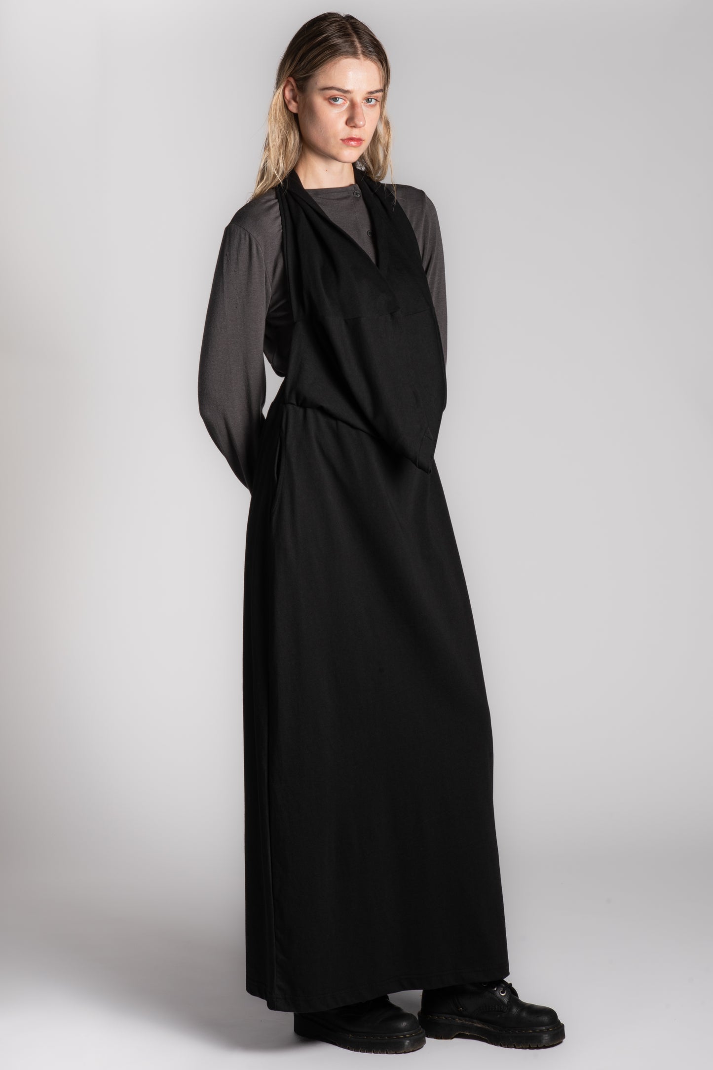 BLACK COTTON SKIRT WITH LONG SLEEVES ATTACHMENT