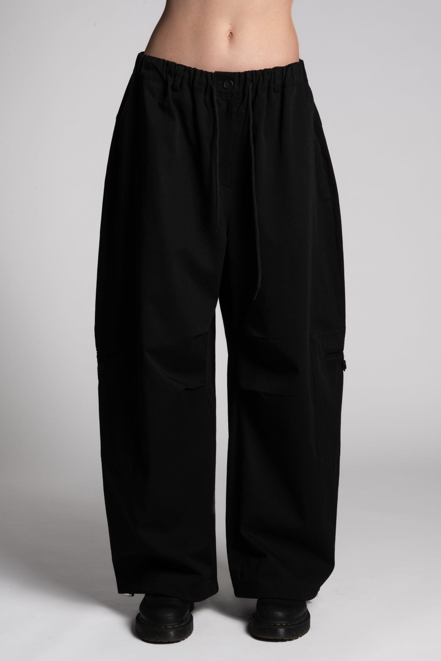 BLACK WIDE PANTS