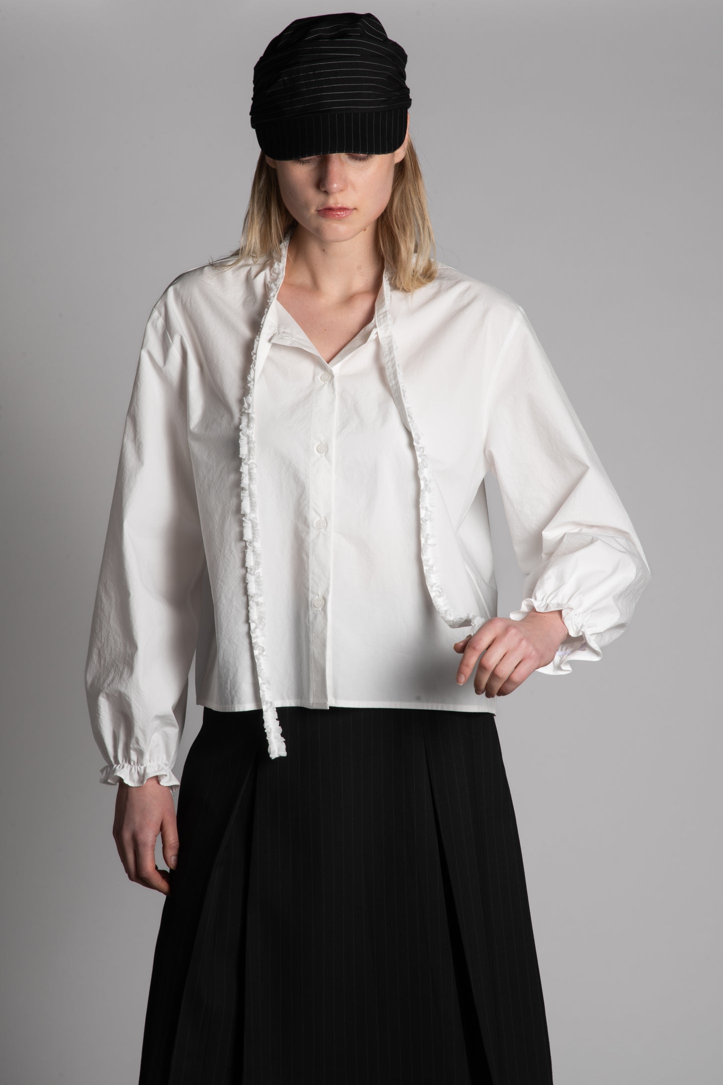 WHITE RUFFLE TIE COTTON SHIRT