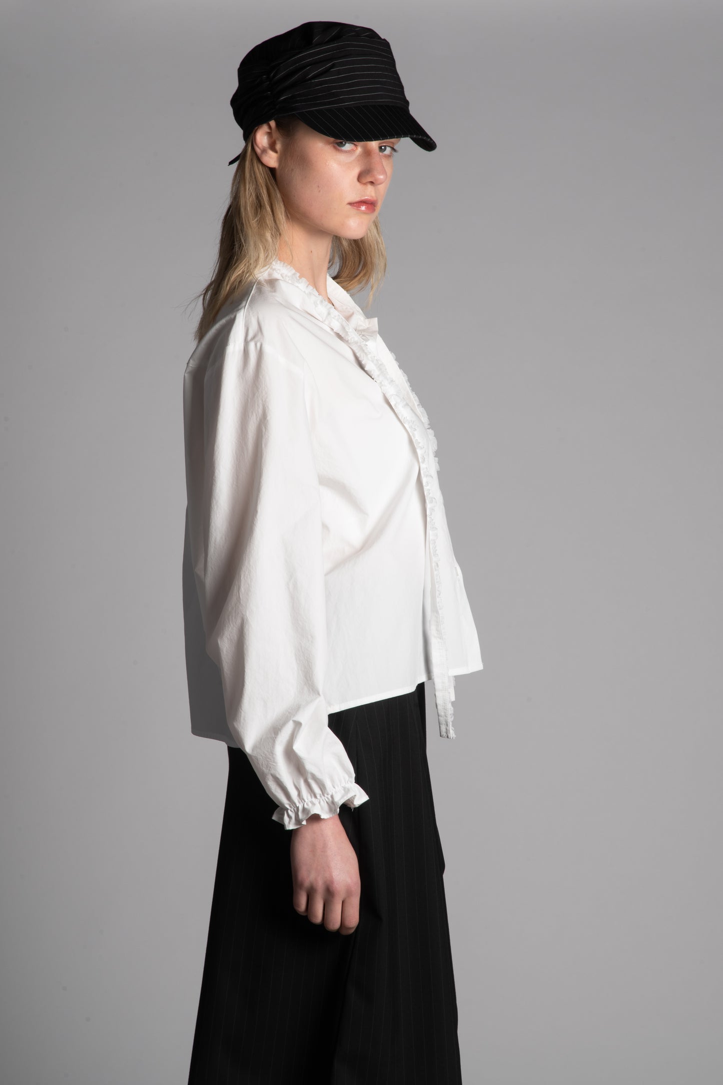 WHITE RUFFLE TIE COTTON SHIRT