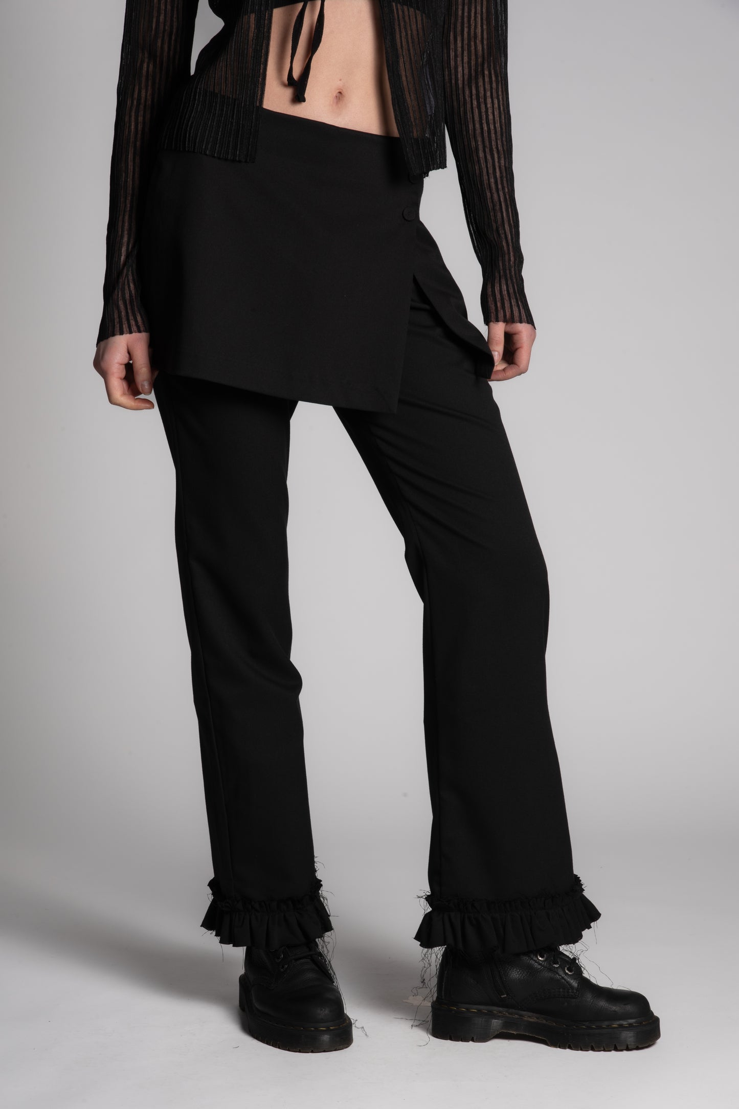 BLACK MINI SKIRT LAYERED PANTS FRILLED