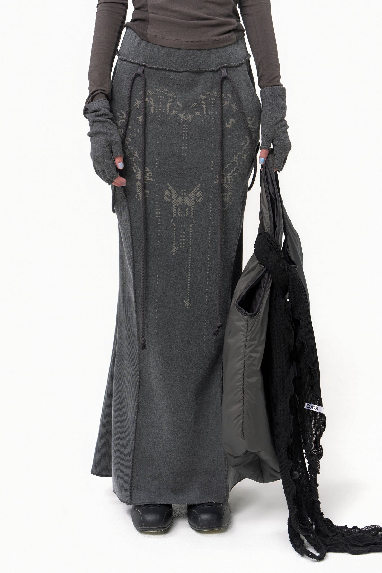 GRAPHIC MERMAID MAXI SKIRT CHARCOAL