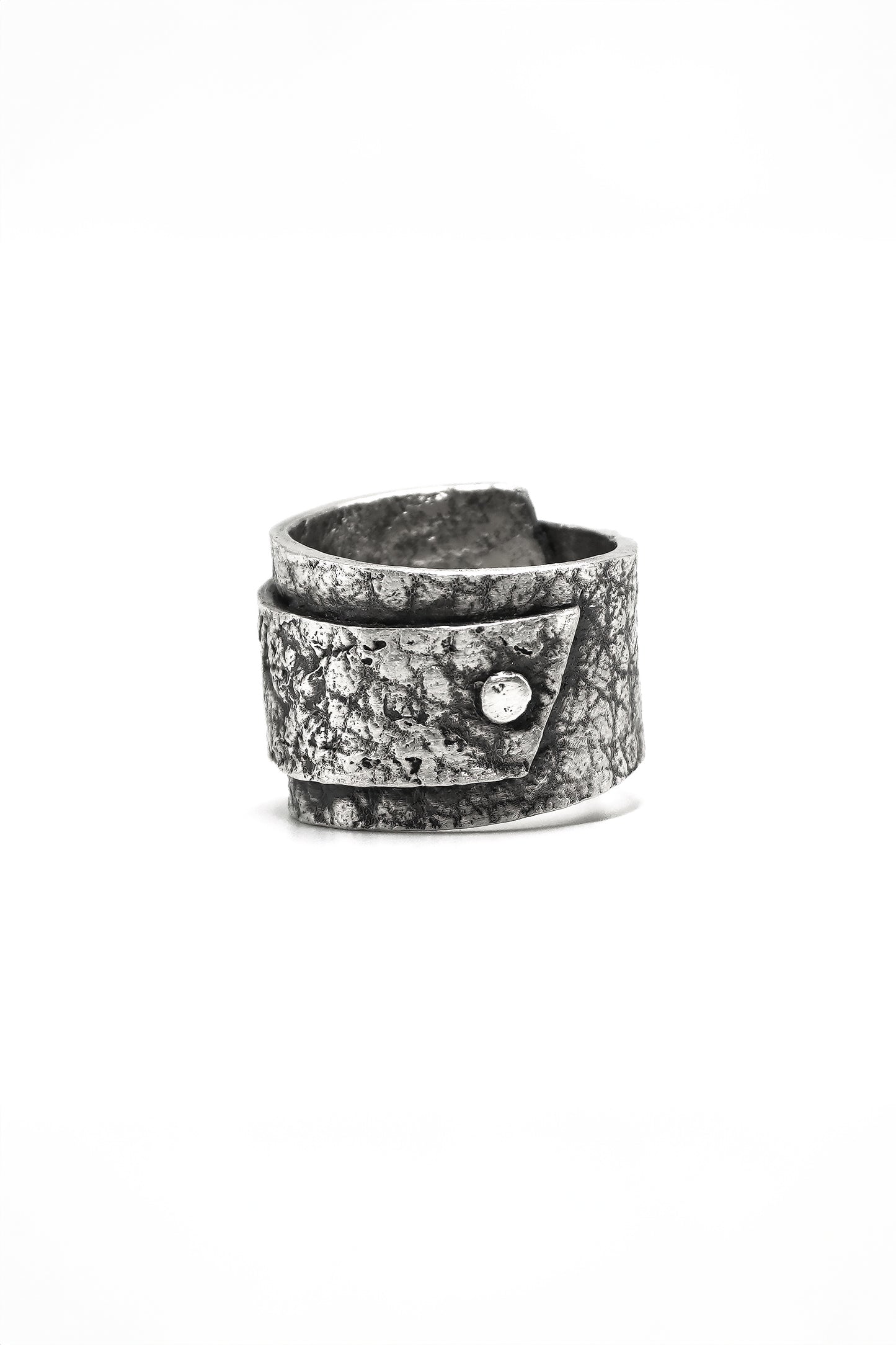 LEATHER WRAP STUD RING