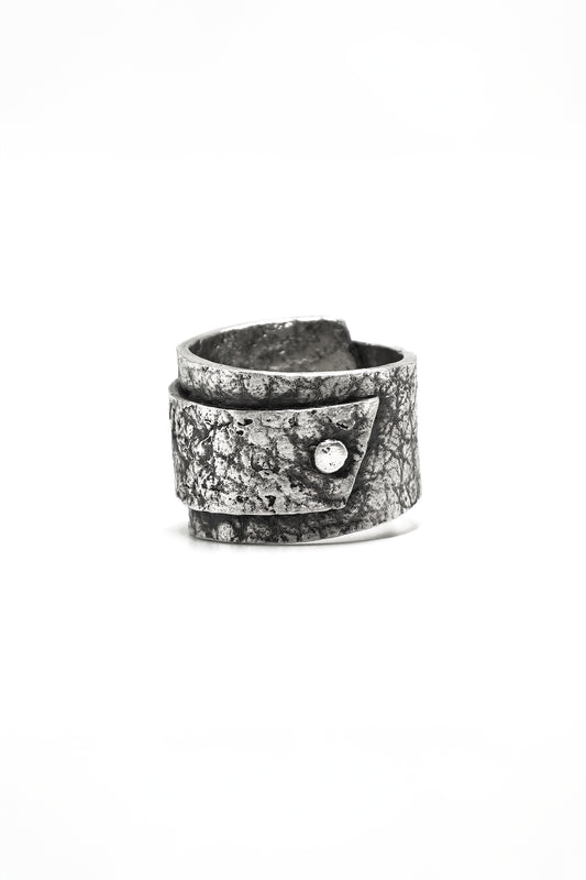 LEATHER WRAP STUD RING