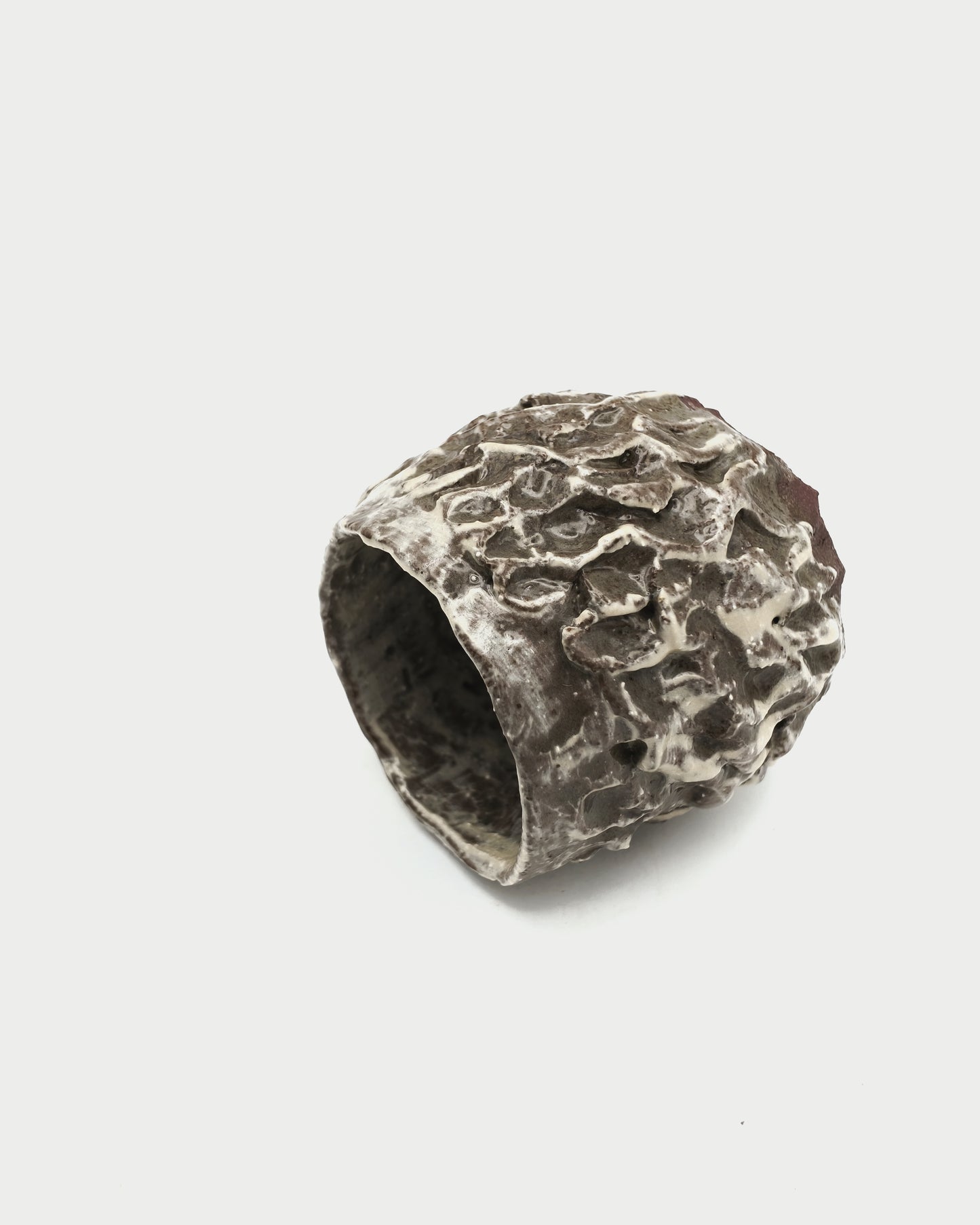 Lava [L-2610]