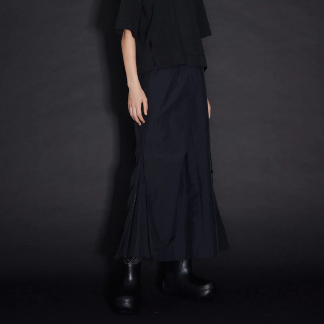 SIDE RECYCLED NYLON MERMAID SKIRT
