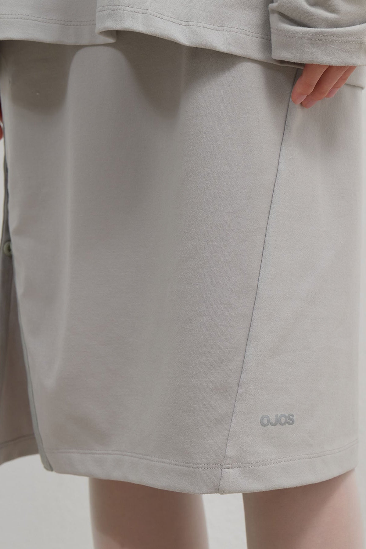 BUTTON SLIT MIDI SKIRT - MINT GREY