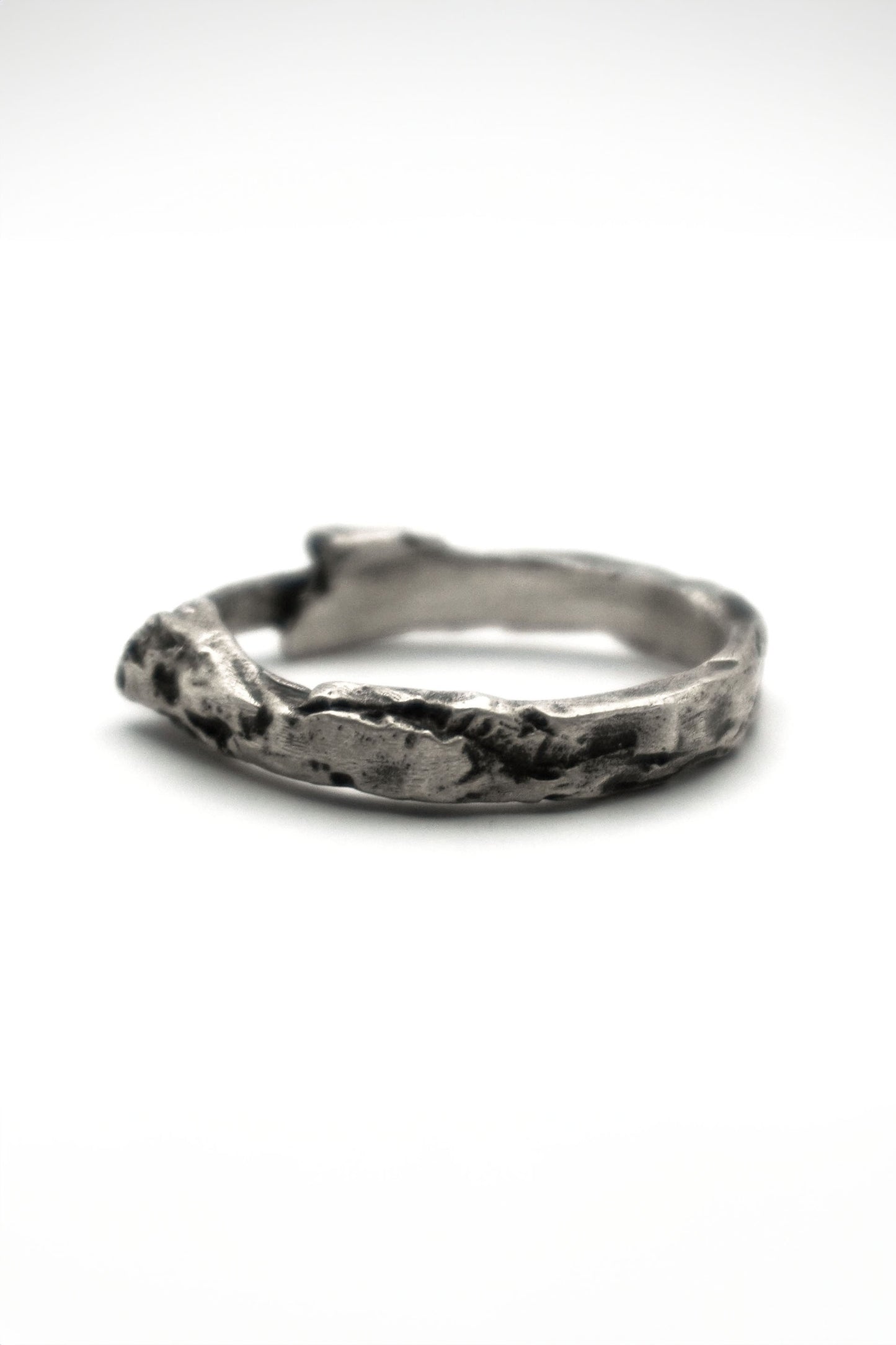 CORE LINE RING