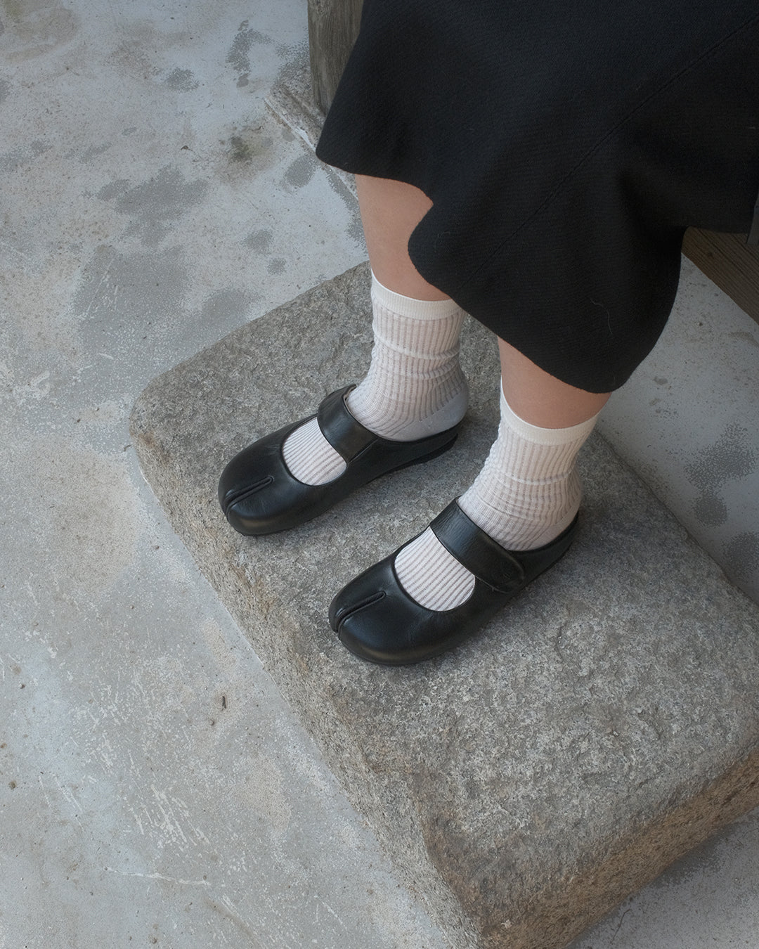 HARUI BLACK MARY JANE TABI FLATS