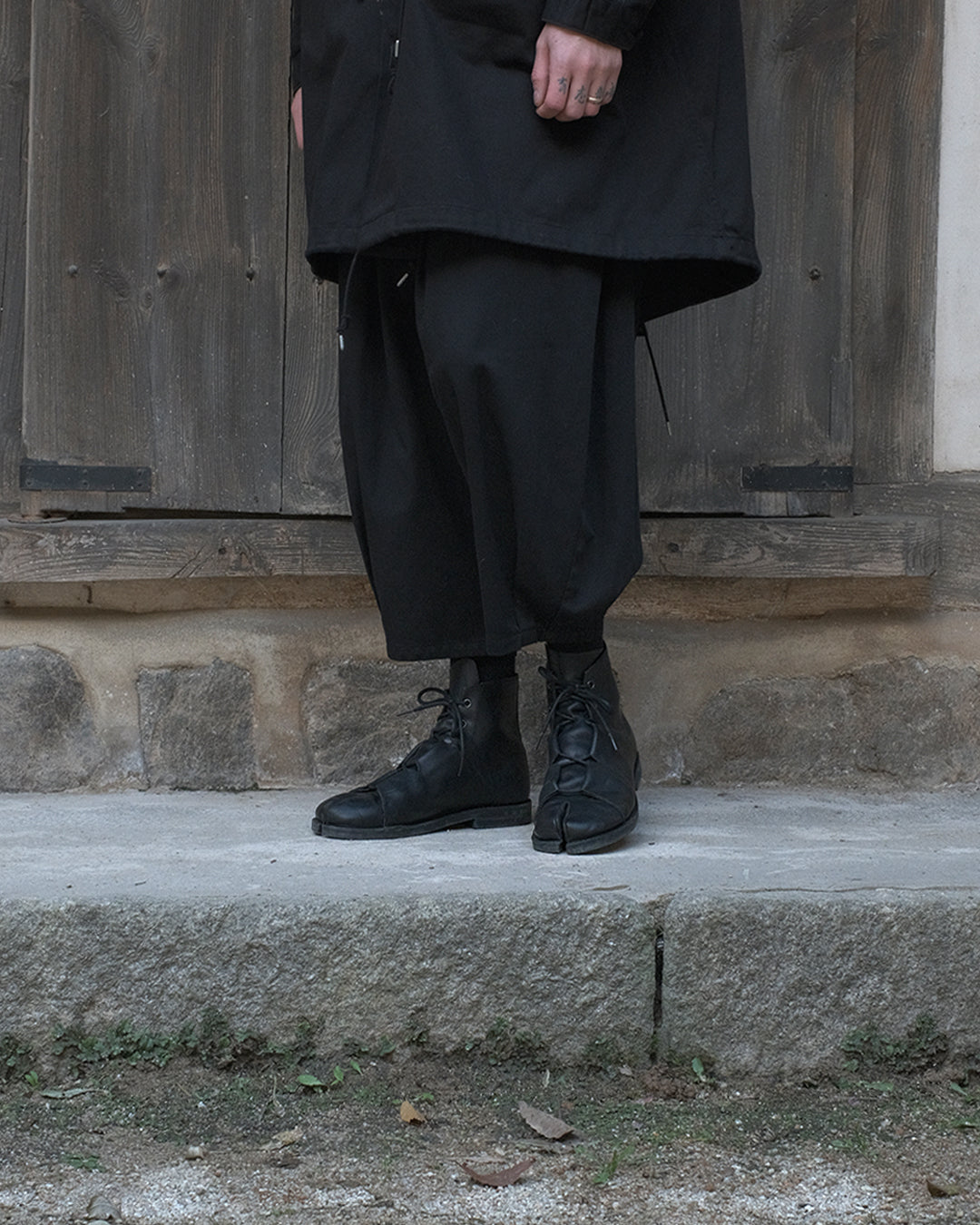 SAIGO BLACK VEGAN CALF SKIN BOOTS