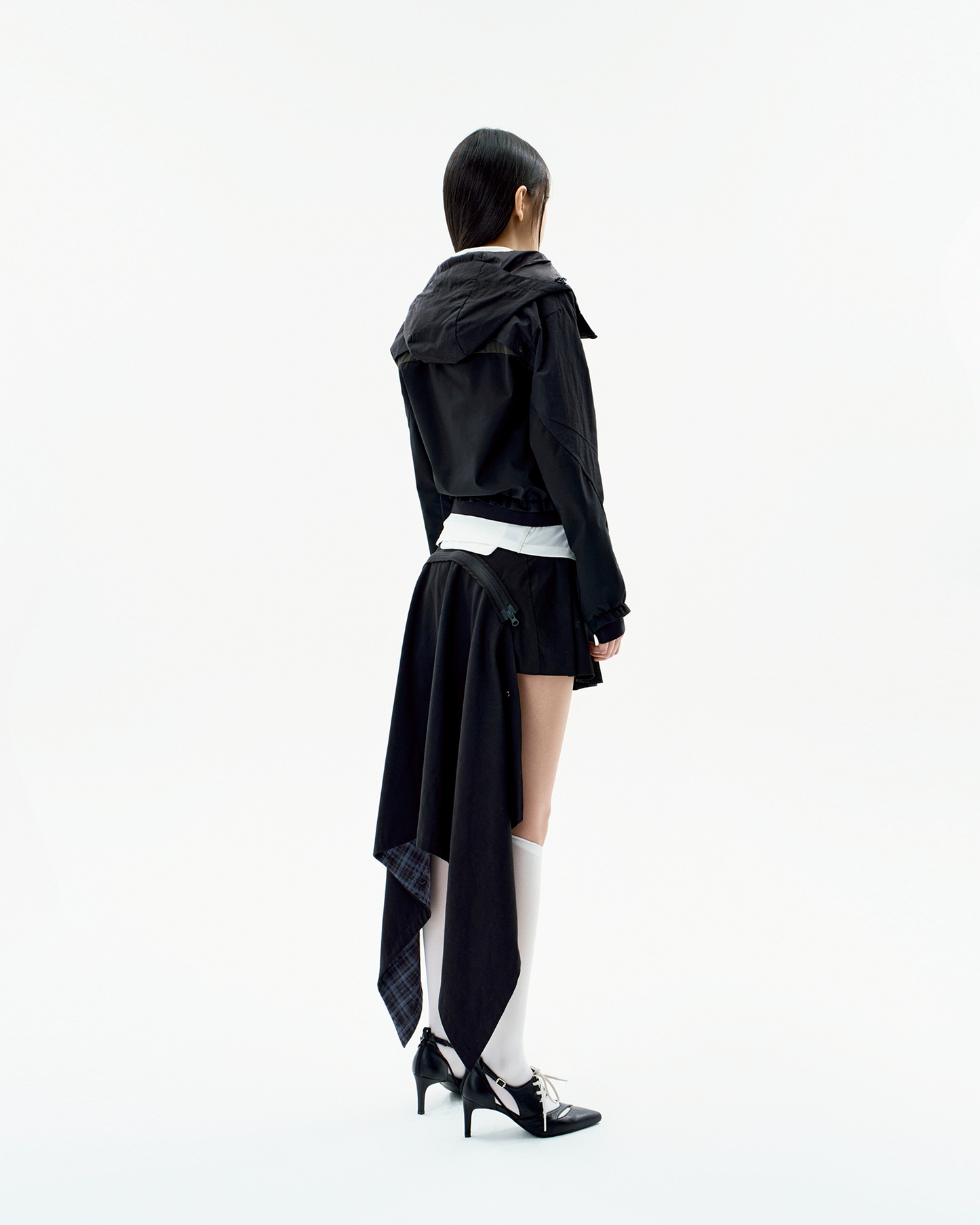 PANELED CROP SHELL JACKET BLACK
