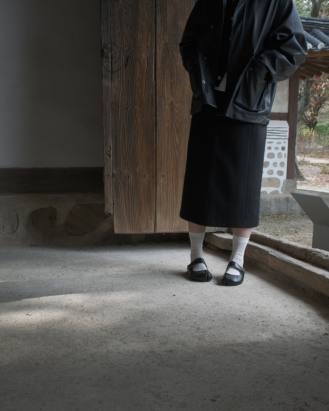 HARUI BLACK MARY JANE TABI FLATS