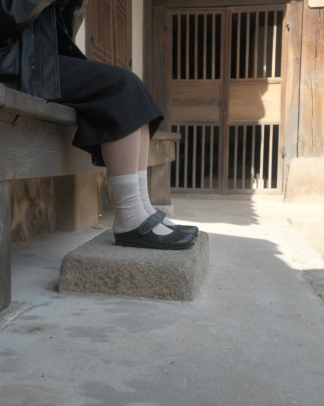 HARUI BLACK MARY JANE TABI FLATS