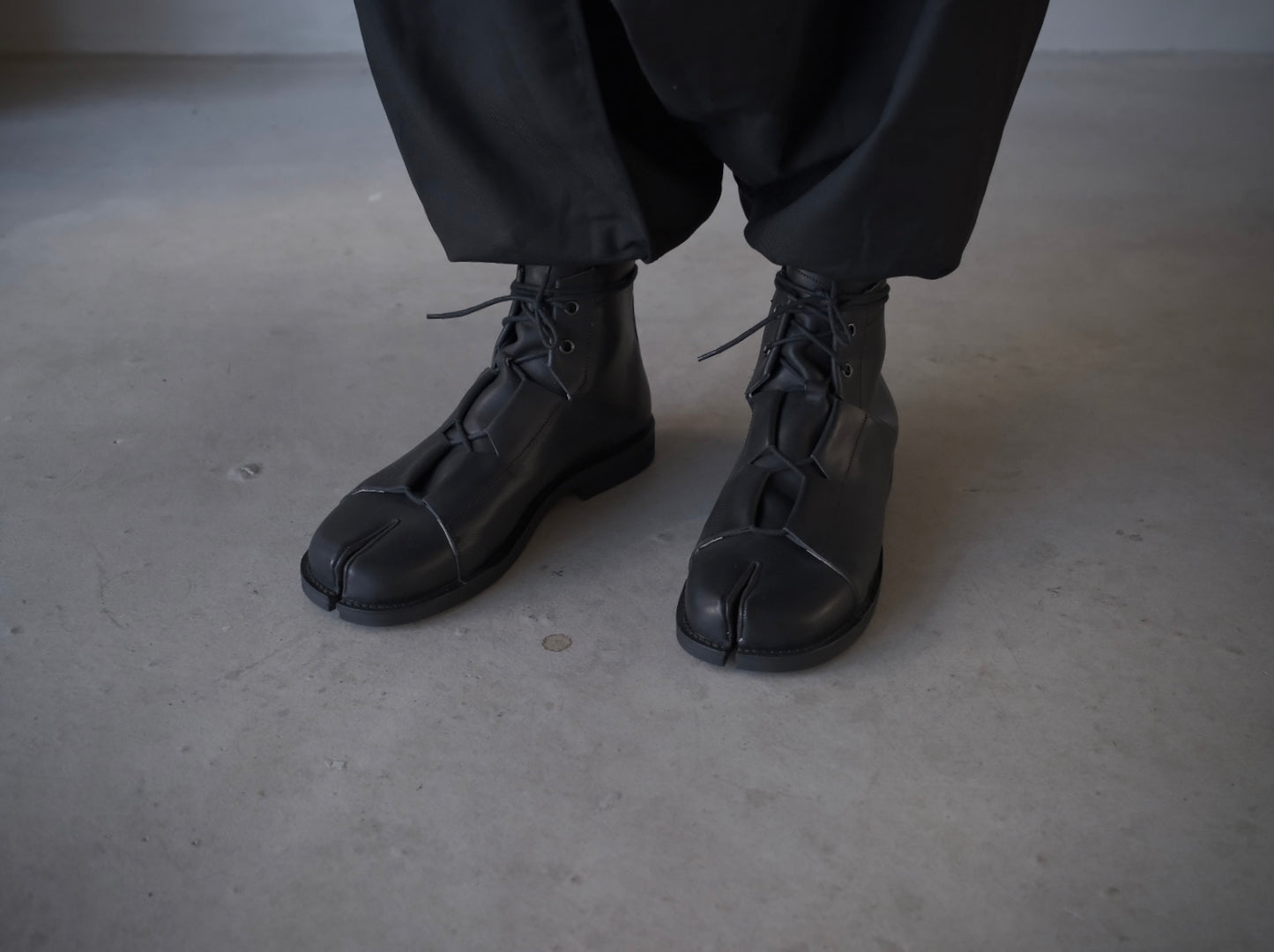 SAIGO BLACK VEGAN CALF SKIN BOOTS